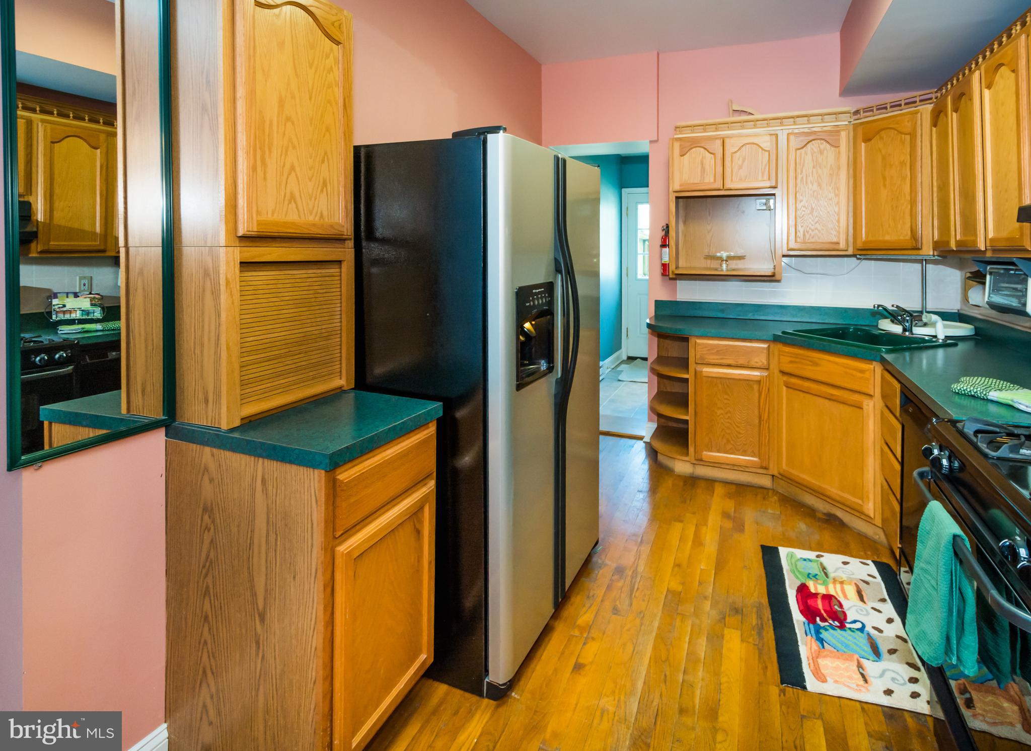 1422 Riverside Avenue Baltimore, MD 21230 - Photo 11 of 33 Extra cabinet space