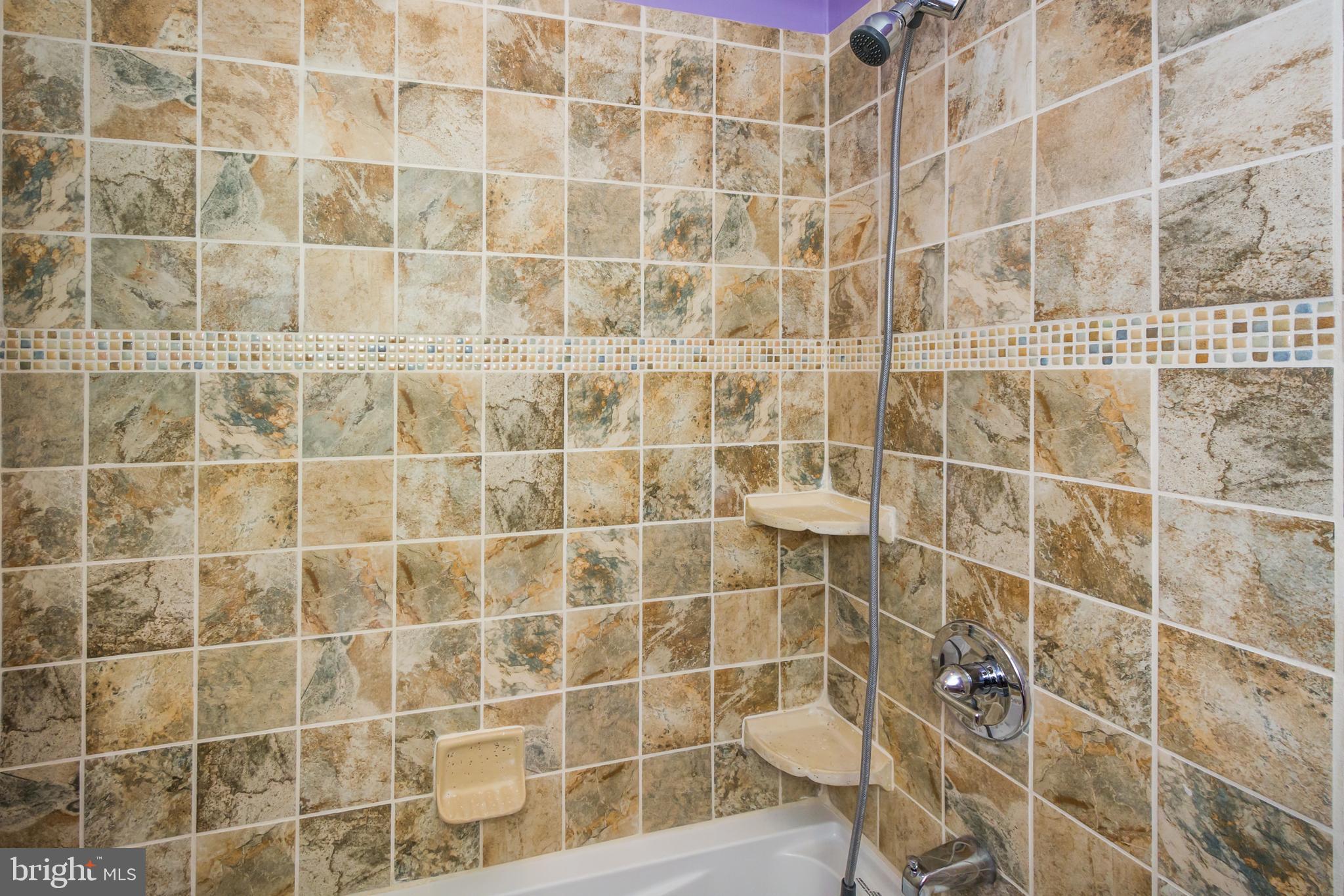 1422 Riverside Avenue Baltimore, MD 21230 - Photo 24 of 33 recently remodeled upper full bath w ceramic tile