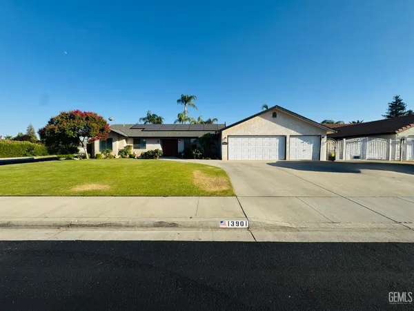 $549,999 | Undisclosed Address, Bakersfield, CA 93314