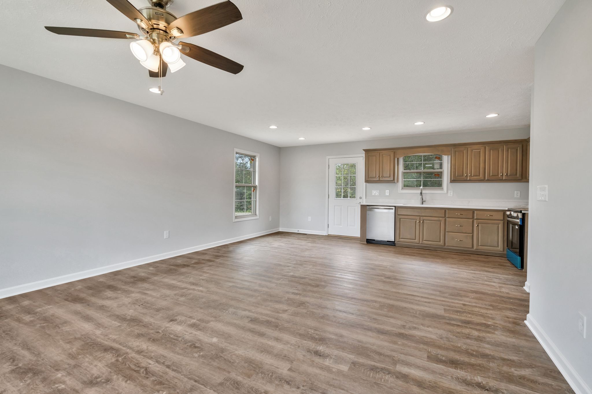 383 Doak Road, Unit 40 Manchester, TN 37355 - Photo 9 of 32 a view of a kitchen with a sink and a window