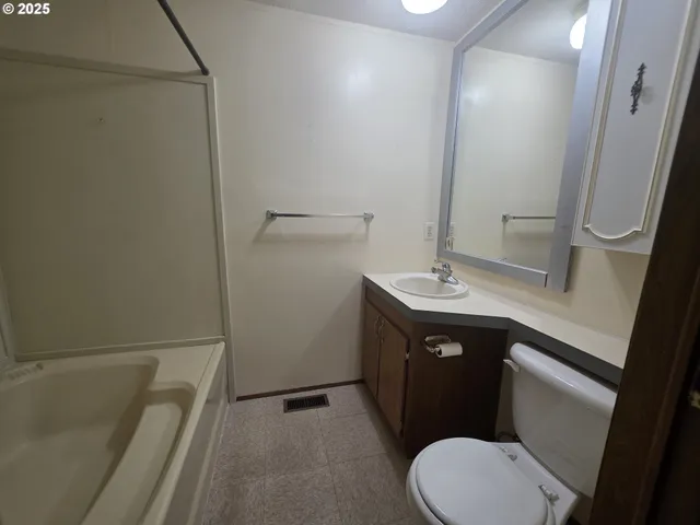 a view of walk in closet