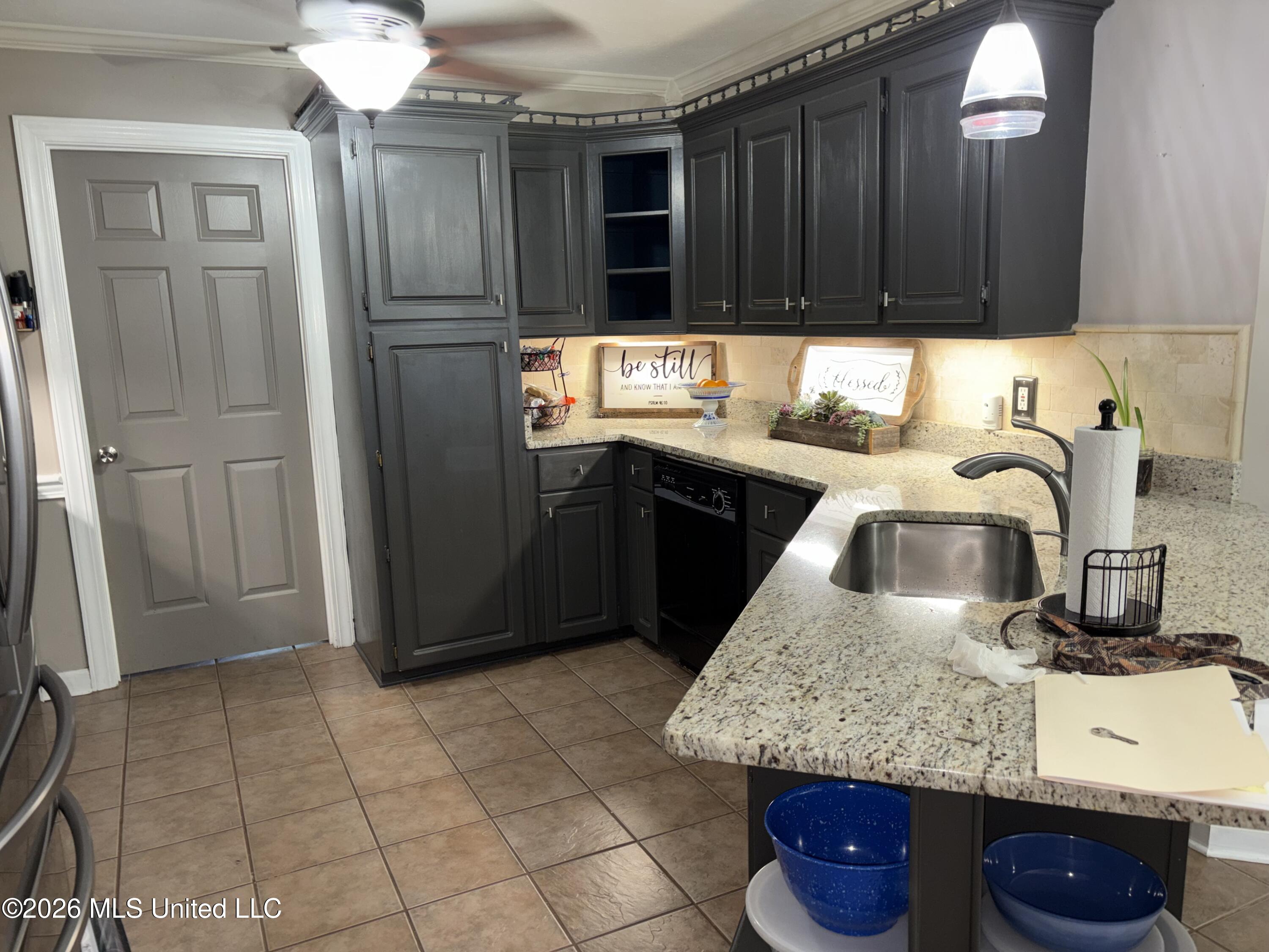 1100 Green Gable Place Terry, MS 39170 - Photo 16 of 50 IMG_8594