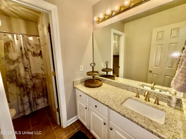 $346,300 | 1100 Green Gable Place, Terry, MS 39170
