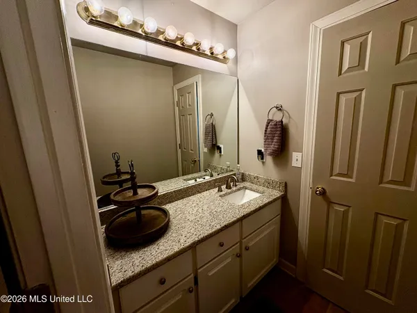 $346,300 | 1100 Green Gable Place, Terry, MS 39170