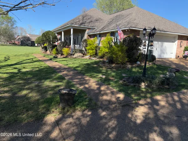 $346,300 | 1100 Green Gable Place, Terry, MS 39170