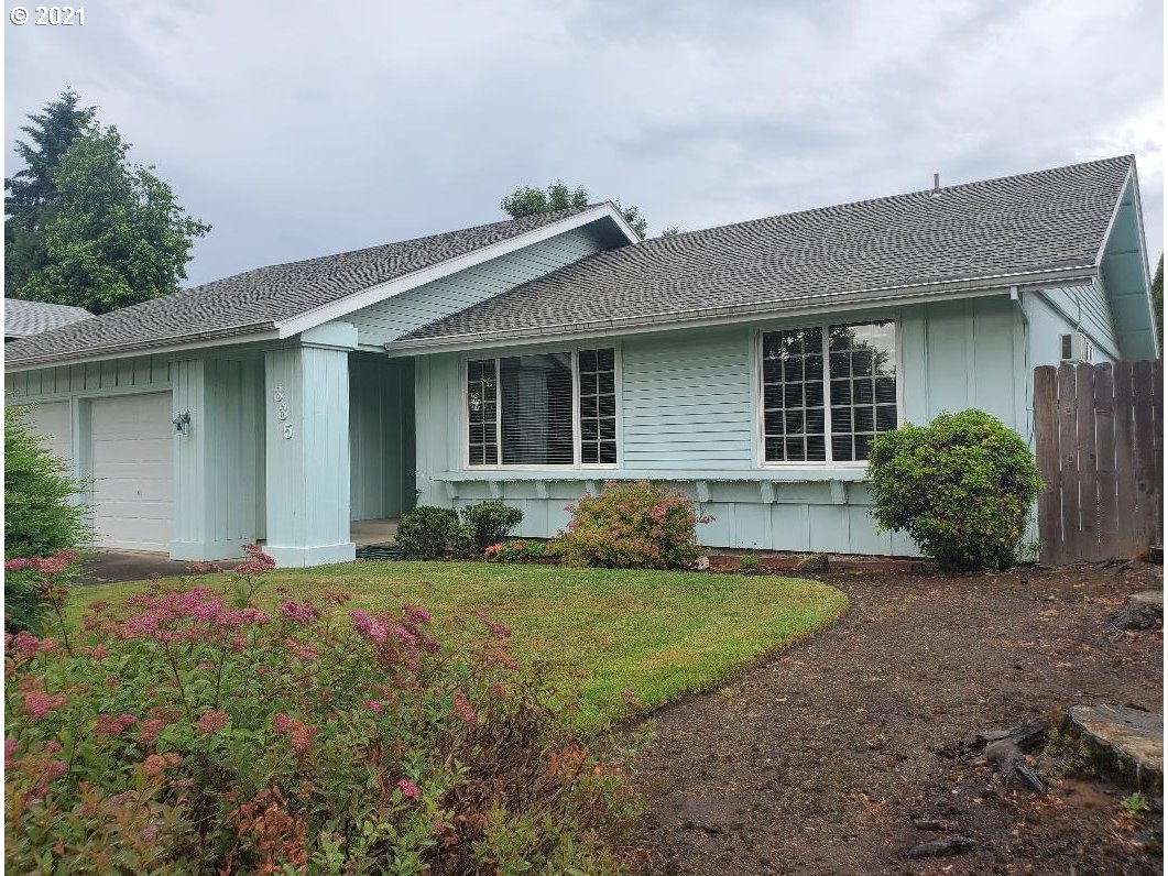 335 67th Street Springfield, OR 97478 - Photo 1 of 21