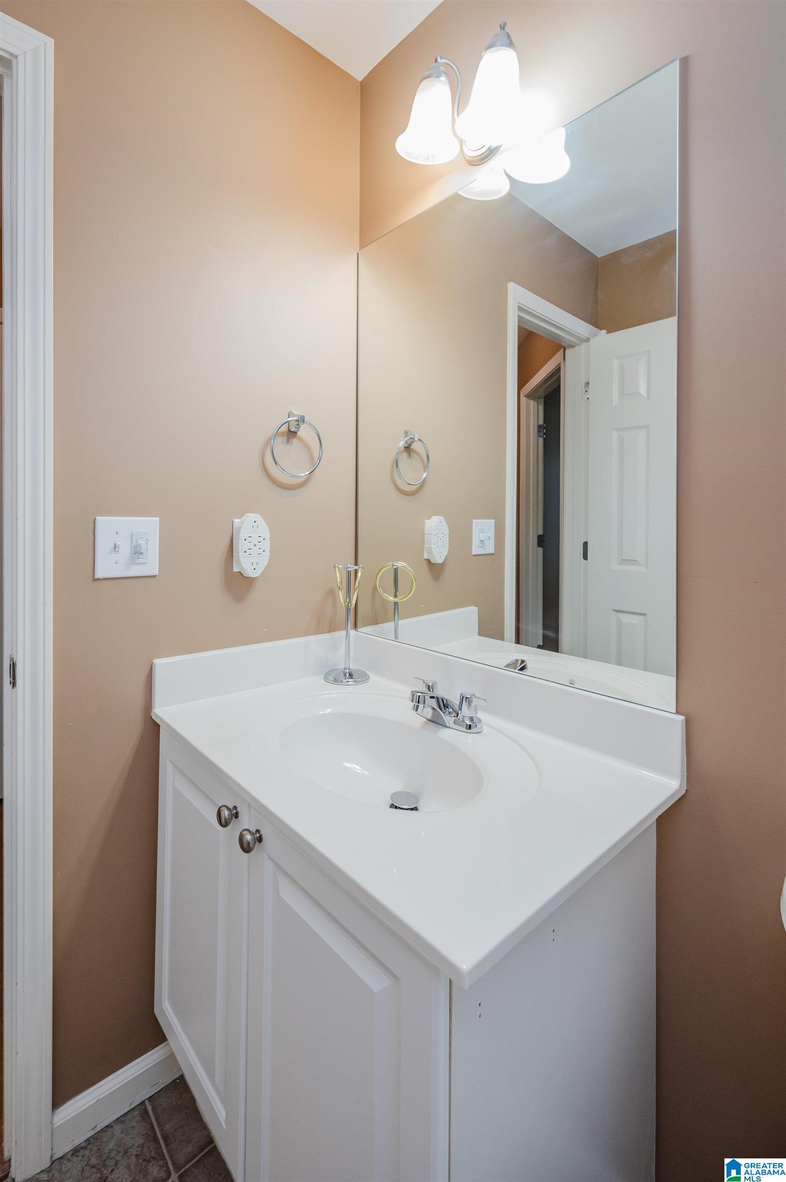736 Barkley Circle Alabaster, AL 35007 - Photo 30 of 40