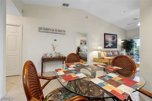 $227,400 | 12505 McGregor Boulevard, Unit 206, Fort Myers, FL 33919