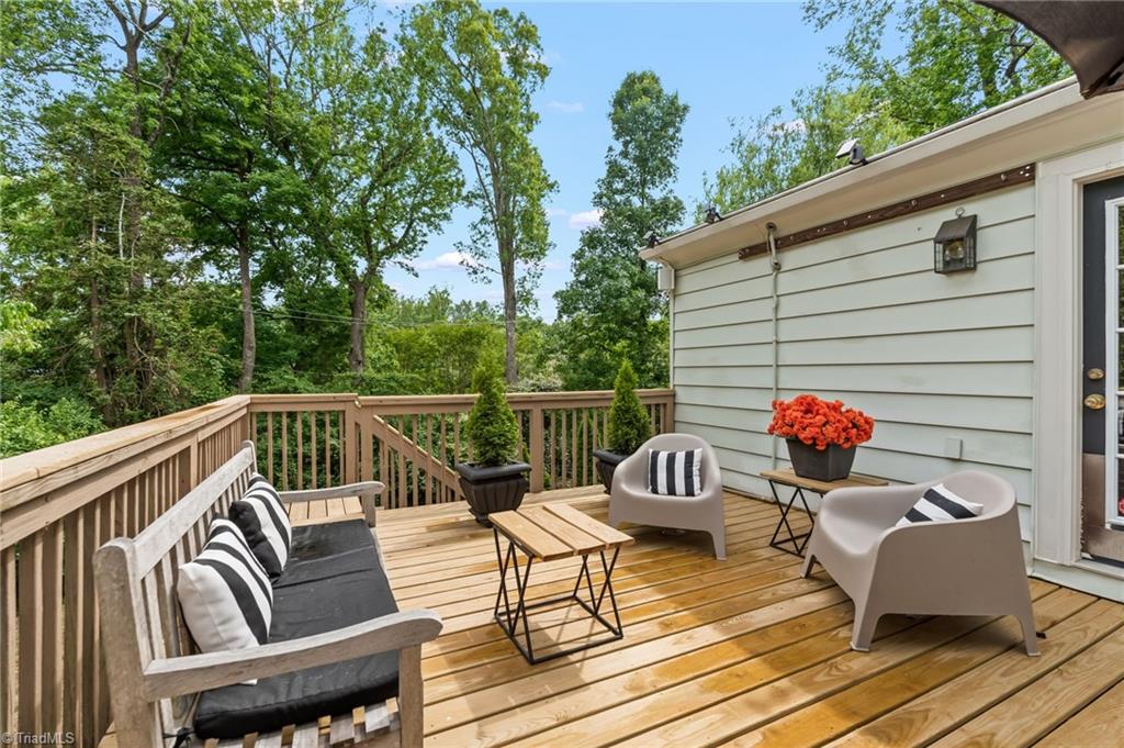405 Edgedale Drive High Point, NC 27262 - Photo 33 of 38