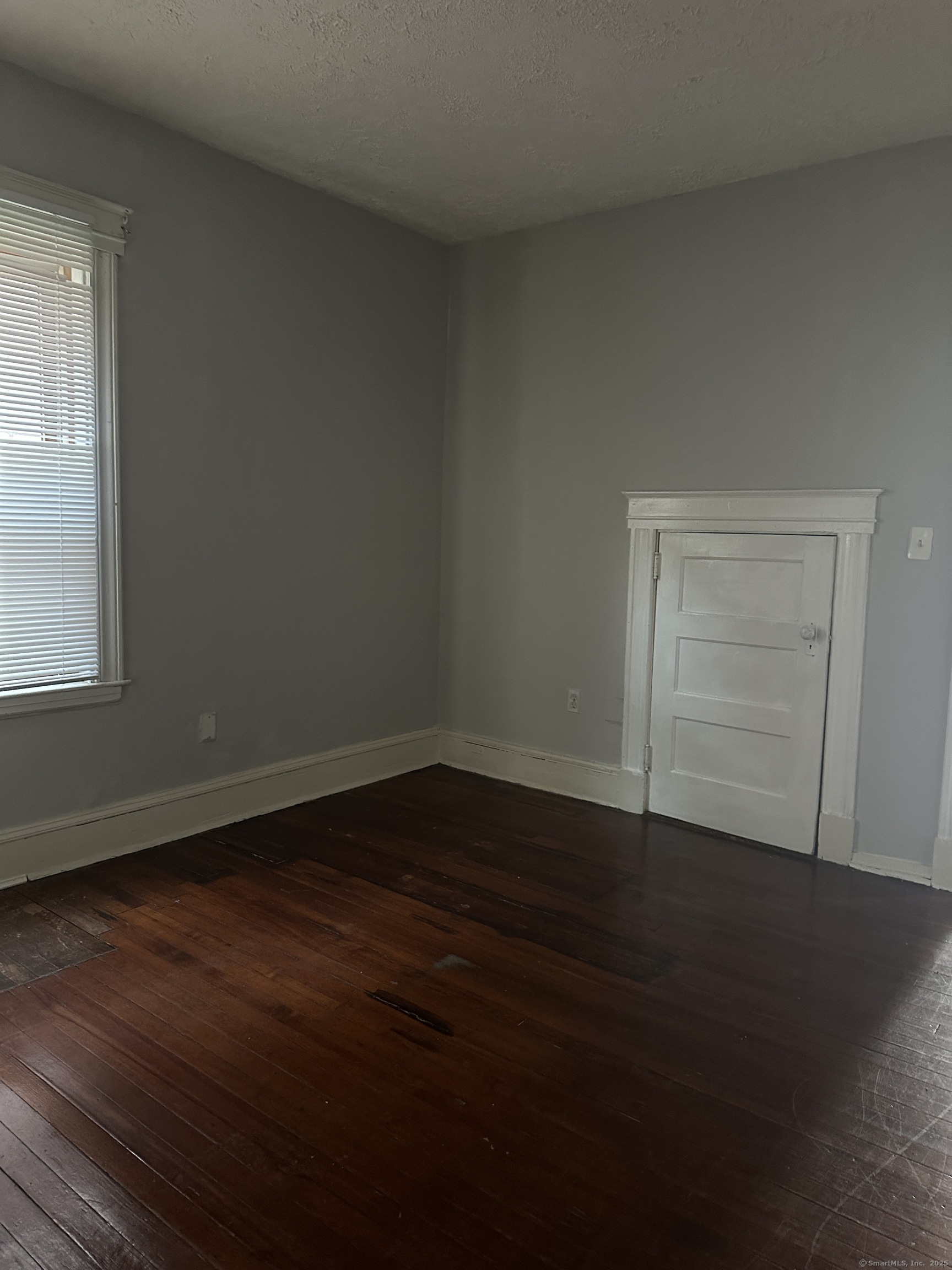 54 Cabot Street Hartford, CT 06112 - Photo 6 of 15