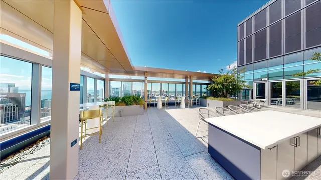 $390,000 | 800 Columbia Street, Unit 702, Seattle, WA 98104