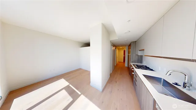 $390,000 | 800 Columbia Street, Unit 702, Seattle, WA 98104