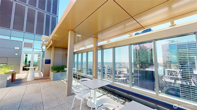 $390,000 | 800 Columbia Street, Unit 702, Seattle, WA 98104