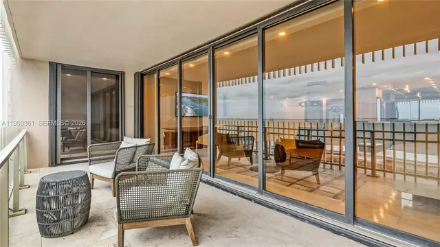 $1,699,000 | 3 Grove Isle Drive, Unit C1407, Miami, FL 33133