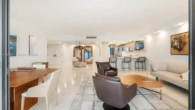 $1,699,000 | 3 Grove Isle Drive, Unit C1407, Miami, FL 33133