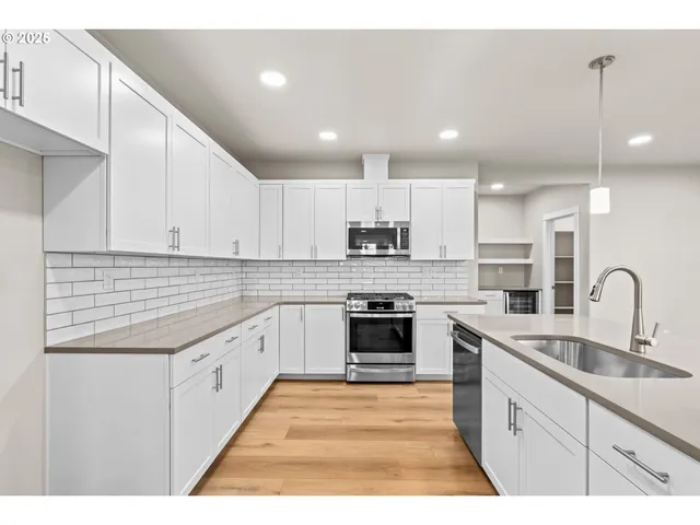 $829,000 | 2668 Cascara Drive, Eugene, OR 97403