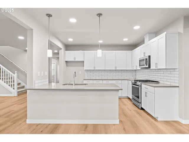 $829,000 | 2668 Cascara Drive, Eugene, OR 97403