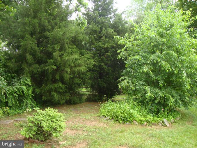 304 East Ridgely Road Lutherville-Timonium, MD 21093 - Photo 11 of 30 Exterior (Rear)