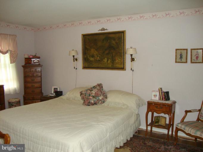 304 East Ridgely Road Lutherville-Timonium, MD 21093 - Photo 18 of 30 Bedroom (Master)