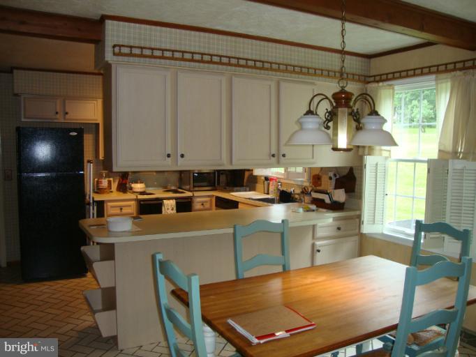 304 East Ridgely Road Lutherville-Timonium, MD 21093 - Photo 27 of 30 Kitchen