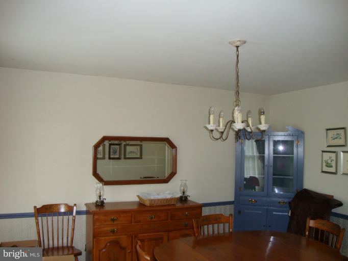 304 East Ridgely Road Lutherville-Timonium, MD 21093 - Photo 8 of 30 Dining Room