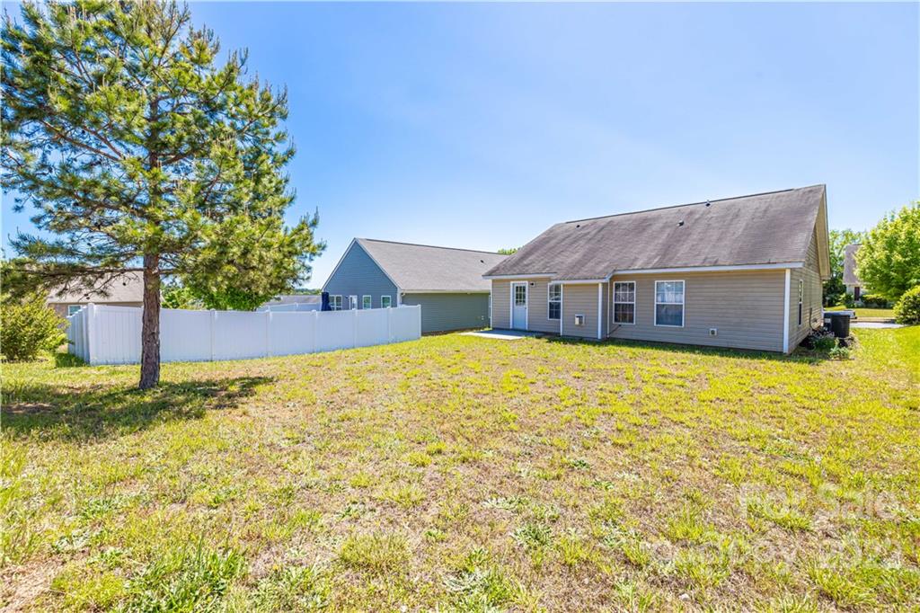 1040 Ramsgate Drive Southwest Concord, NC 28025 - Photo 7 of 26 Gallery Image 7