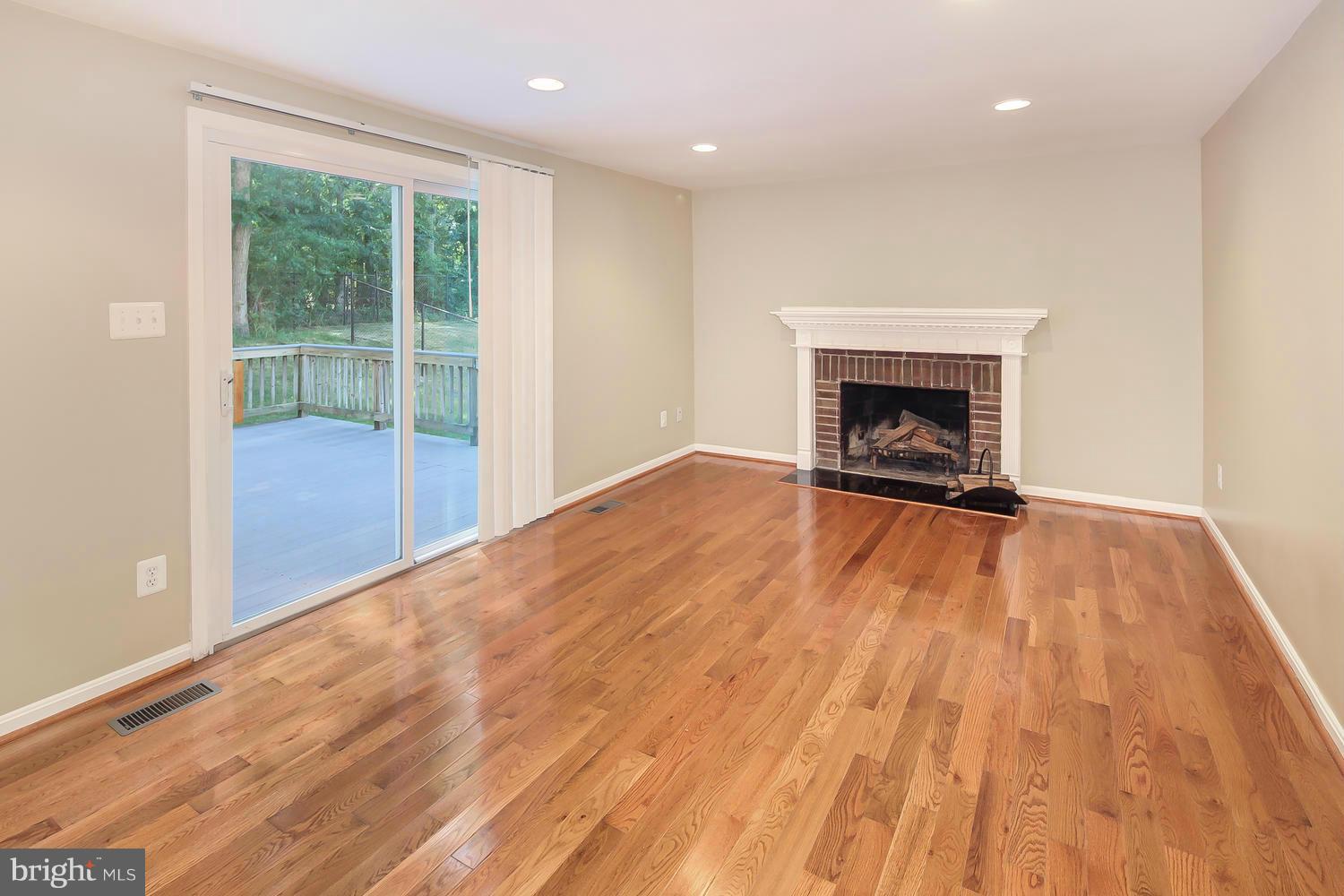 7611 Trail Run Road Falls Church, VA 22042 - Photo 10 of 30 Family Room