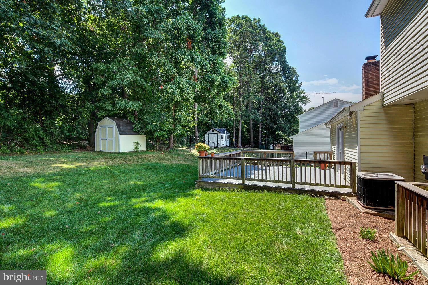 7611 Trail Run Road Falls Church, VA 22042 - Photo 27 of 30 Exterior (Rear)