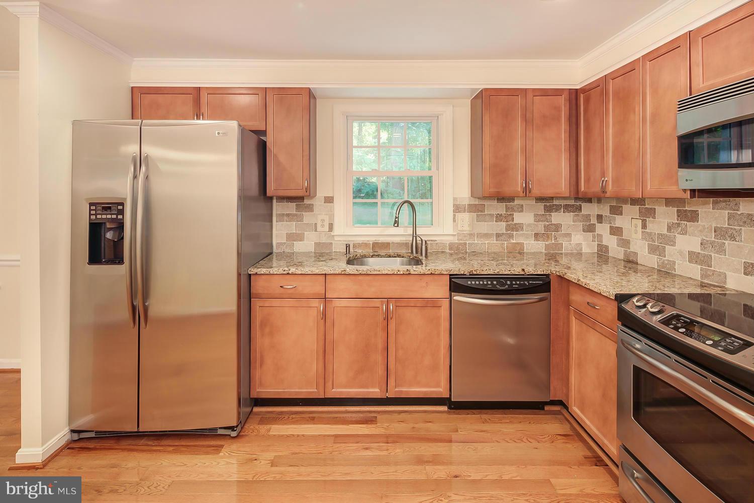 7611 Trail Run Road Falls Church, VA 22042 - Photo 8 of 30 Kitchen