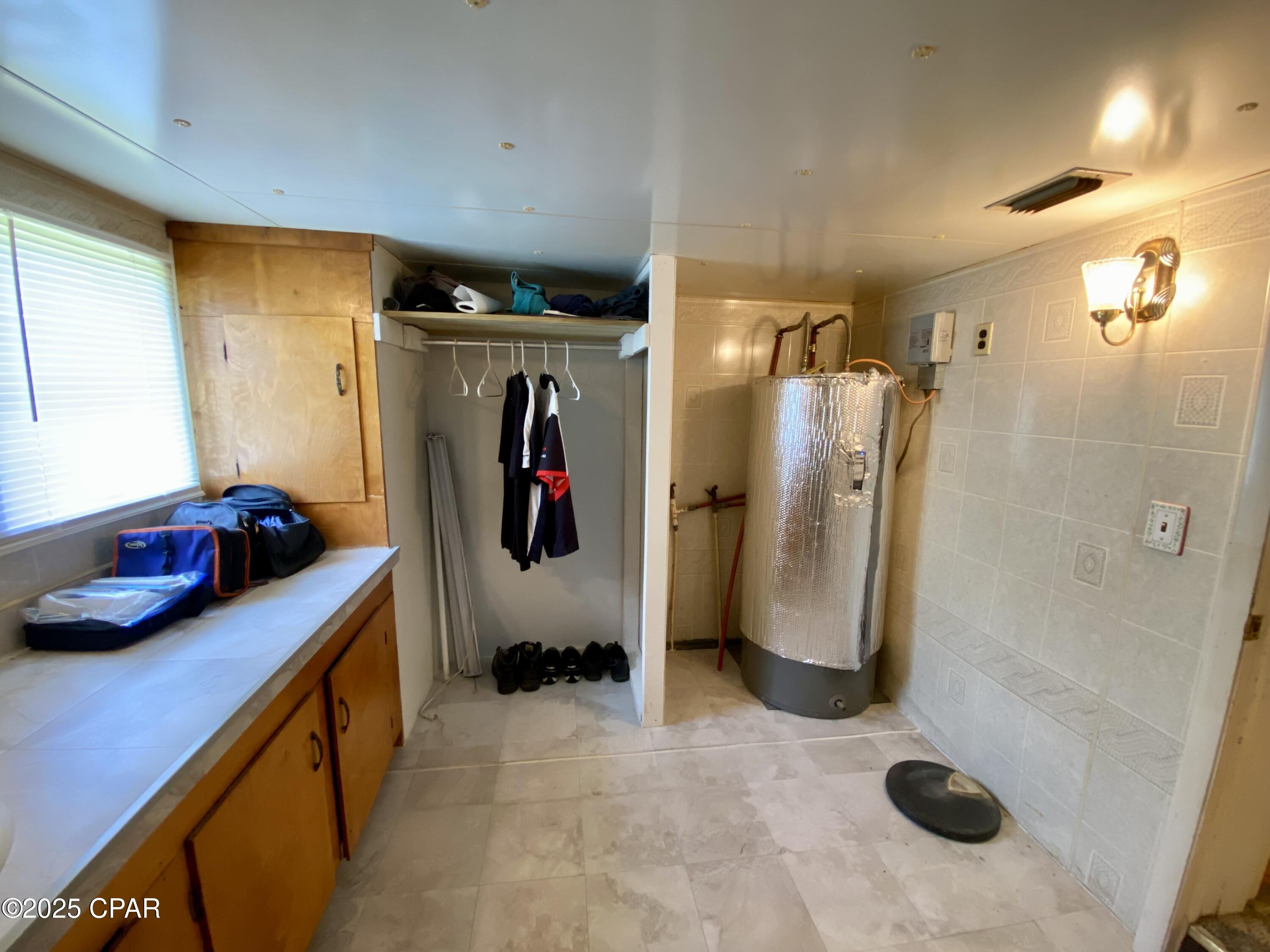 6913 Broadway Street Grand Ridge, FL 32442 - Photo 15 of 39 Gallery Image 15