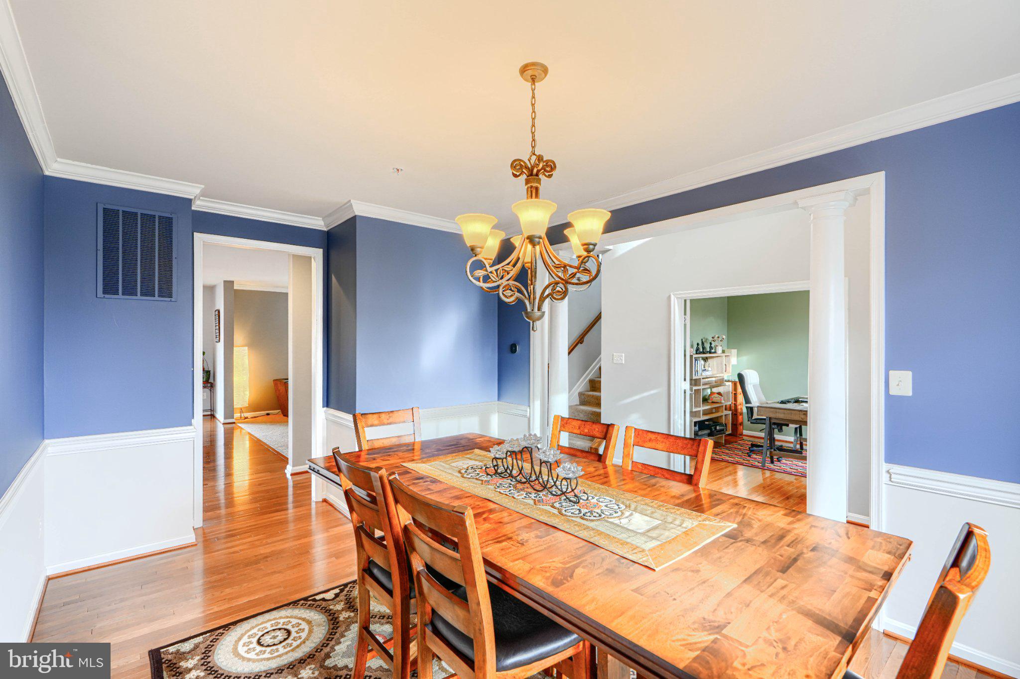 406 Sherwood Road Cockeysville, MD 21030 - Photo 7 of 62