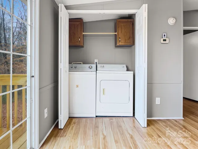 $179,900 | 1266 Price Hollow, Lenoir, NC 28645