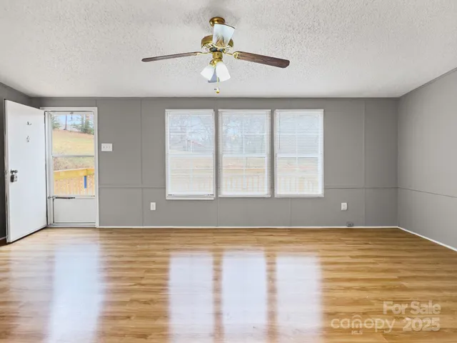 $179,900 | 1266 Price Hollow, Lenoir, NC 28645