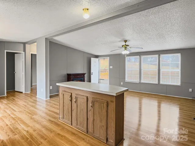 $179,900 | 1266 Price Hollow, Lenoir, NC 28645