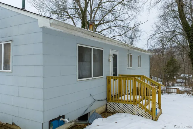 $699,900 | 96 Duelk Avenue, Monroe, NY 10950