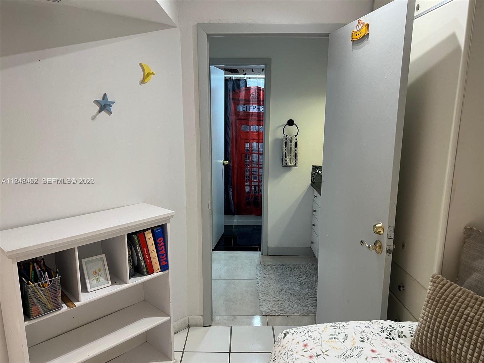 100 Lincoln Road, Unit 1007 Miami Beach, FL 33139 - Photo 33 of 82