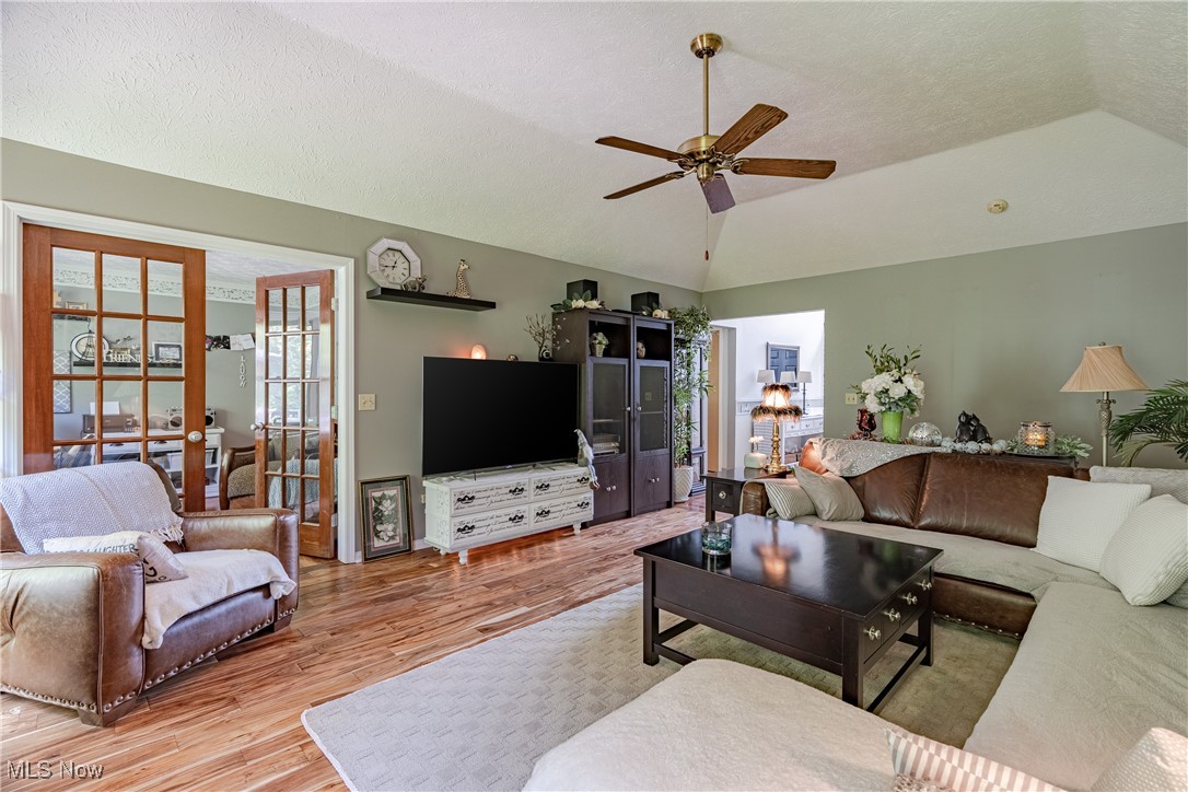 7538 Ridge Road Parma, OH 44129 - Photo 7 of 40 Gallery Image 7