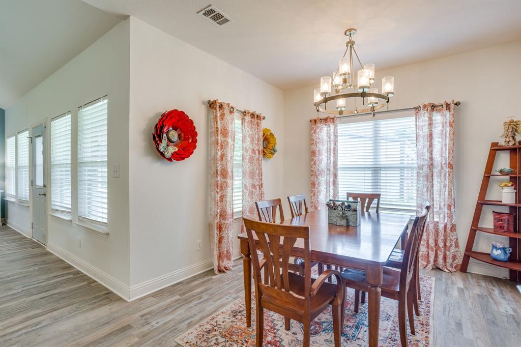 739 County Road 3696 Springtown, TX 76082 - Photo 15 of 39