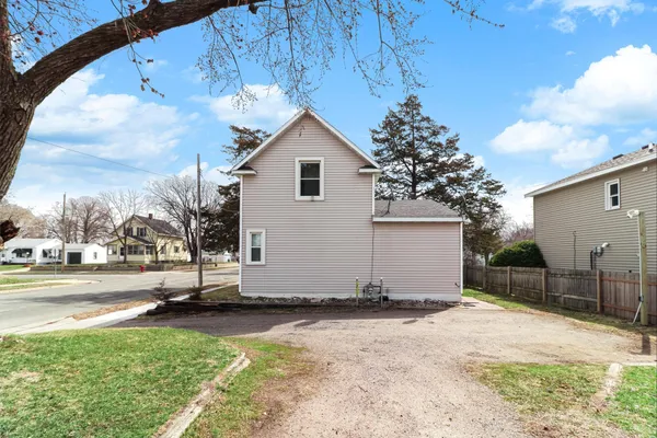 $179,900 | 157 9th Avenue North, Waite Park, MN 56387