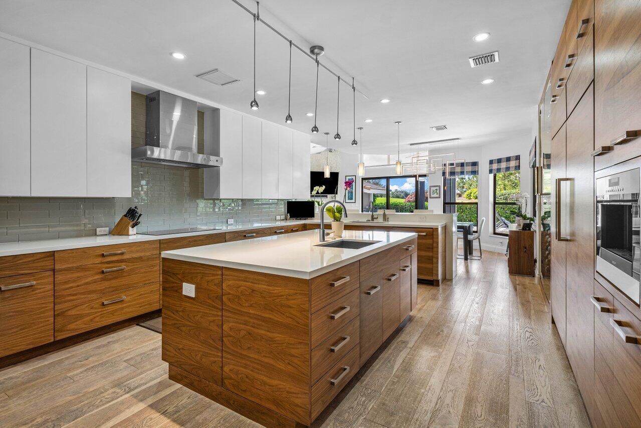 4693 Bocaire Boulevard Boca Raton, FL 33487 - Photo 12 of 57 Gourmet kitchen