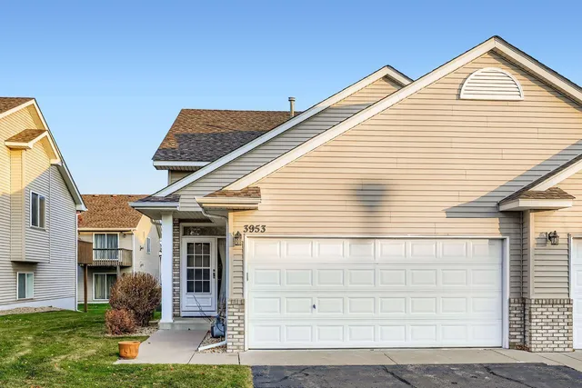 $245,000 | 3953 124th Avenue Northwest, Coon Rapids, MN 55433