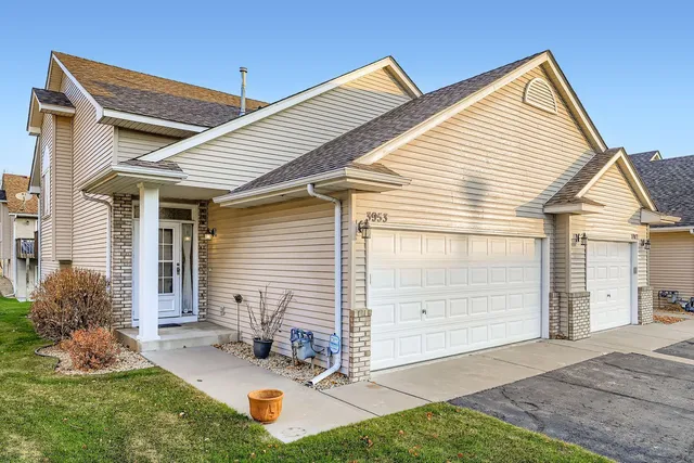 $245,000 | 3953 124th Avenue Northwest, Coon Rapids, MN 55433