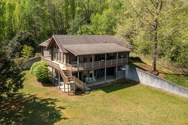 $585,000 | 68 Country Side Lane, Hayesville, NC 28904