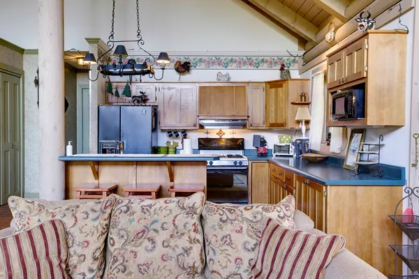 $585,000 | 68 Country Side Lane, Hayesville, NC 28904