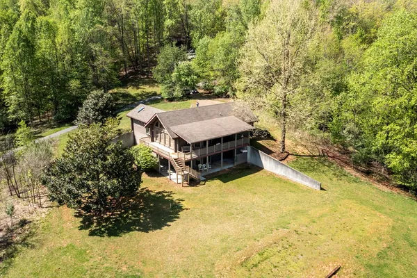 $585,000 | 68 Country Side Lane, Hayesville, NC 28904