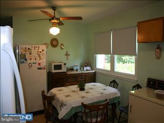 66 Sherbrooke Road Ewing, NJ 08638 - Photo 4 of 6