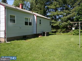 66 Sherbrooke Road Ewing, NJ 08638 - Photo 5 of 6