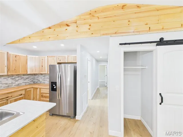 $285,000 | 14275 Happy Drive, Dixon, MO 65459