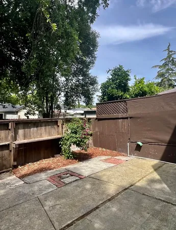 $398,500 | 786 Simpson Place, Santa Rosa, CA 95401