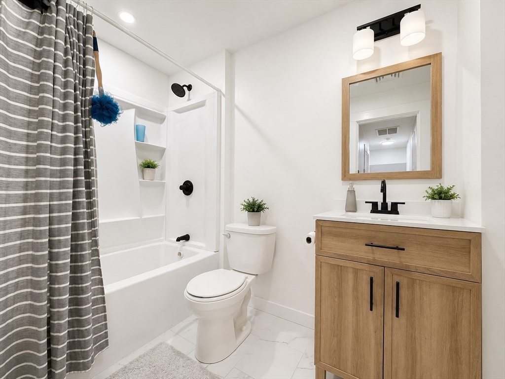 21 Main Street, Unit 21B Foxboro, MA 02035 - Photo 3 of 5